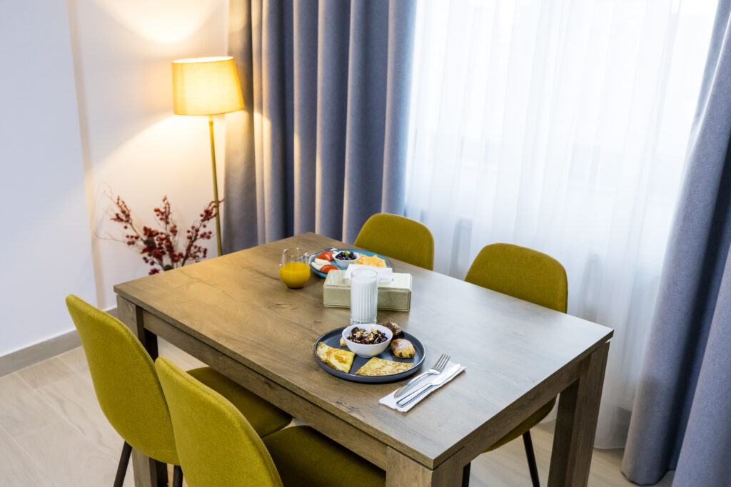 Apartamente de inchiriat pe termen lung, in regim hotelier