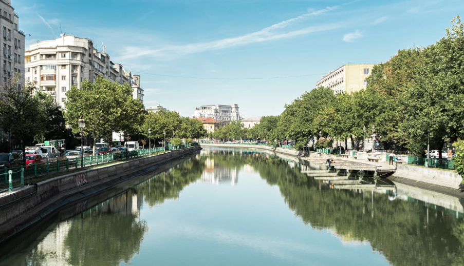 Bucuresti intr-o zi insorita